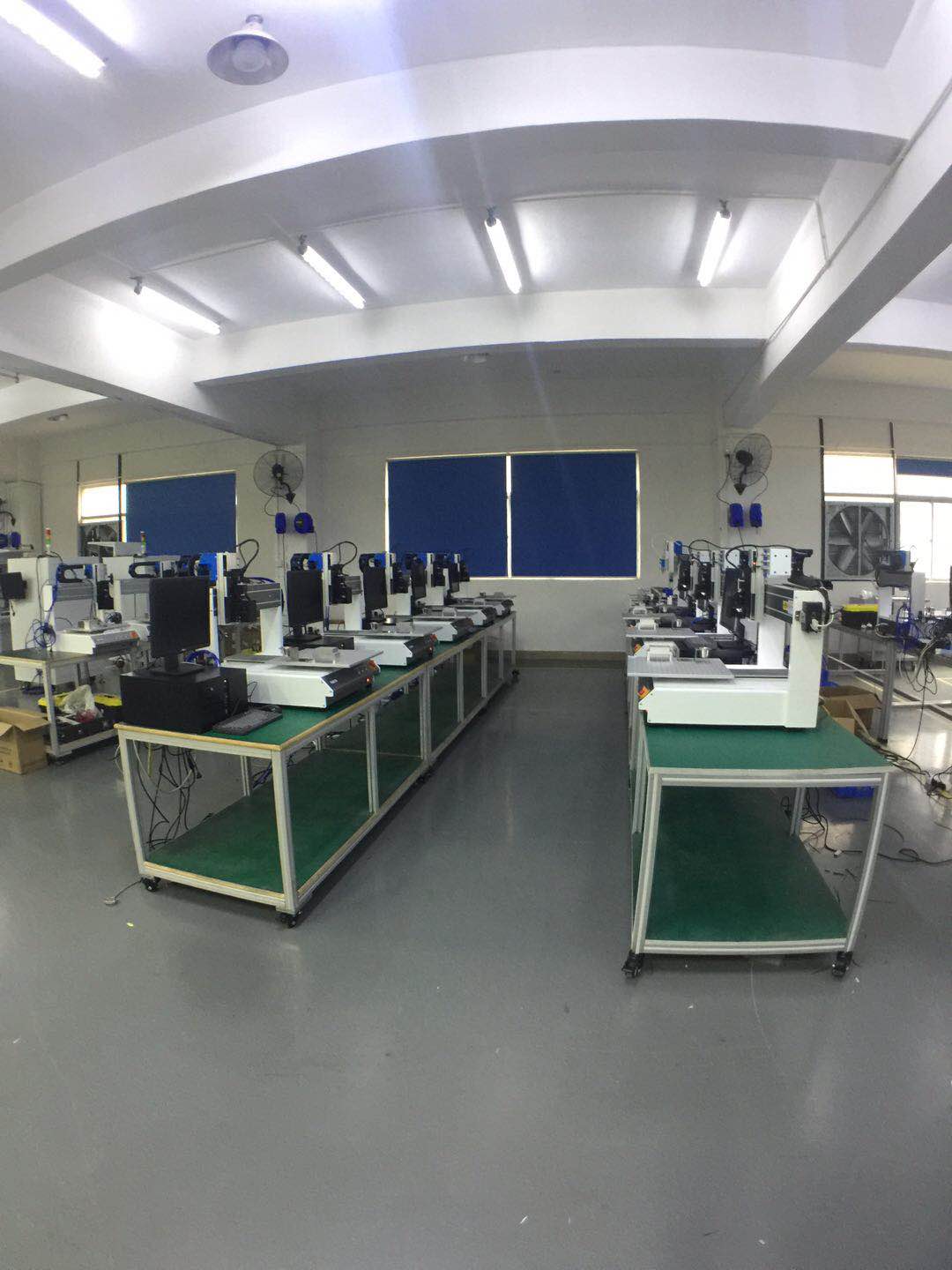 Auto desktop glue dispensing machines production floor Second Ingelligent Equipment photo 1