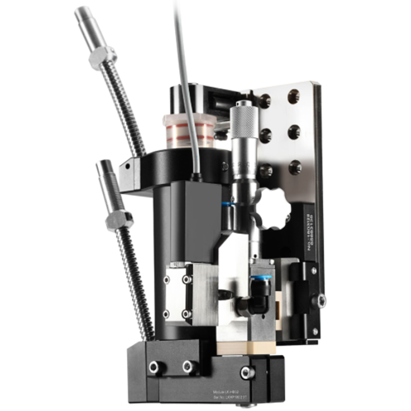 Pneumatic hot melt spraying assembly