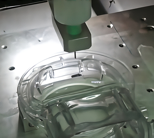 Dispensing-sealant-into-sealing-grooves-for-medical-products