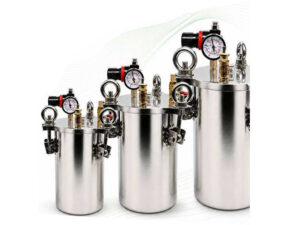 Industrial-Pressure-Tank-with-Top-and-Bottom-Dispensing-Outlet