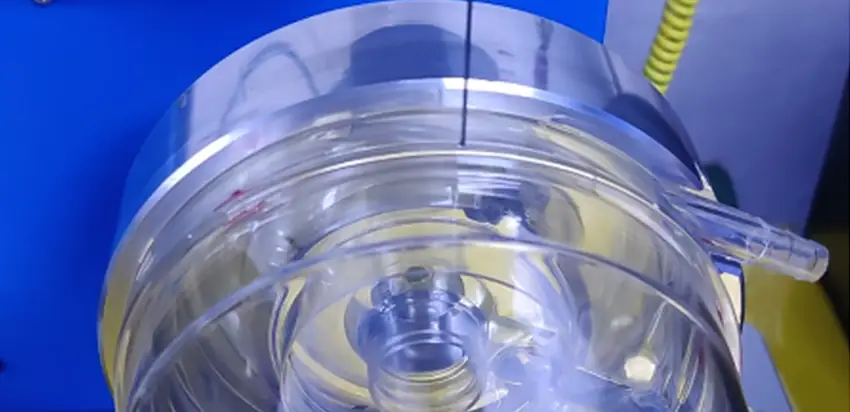 glue-dispensing-machine